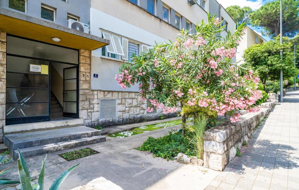 Two-Bedroom Apartment Victory ดูบรอฟนิก ภายนอก รูปภาพ